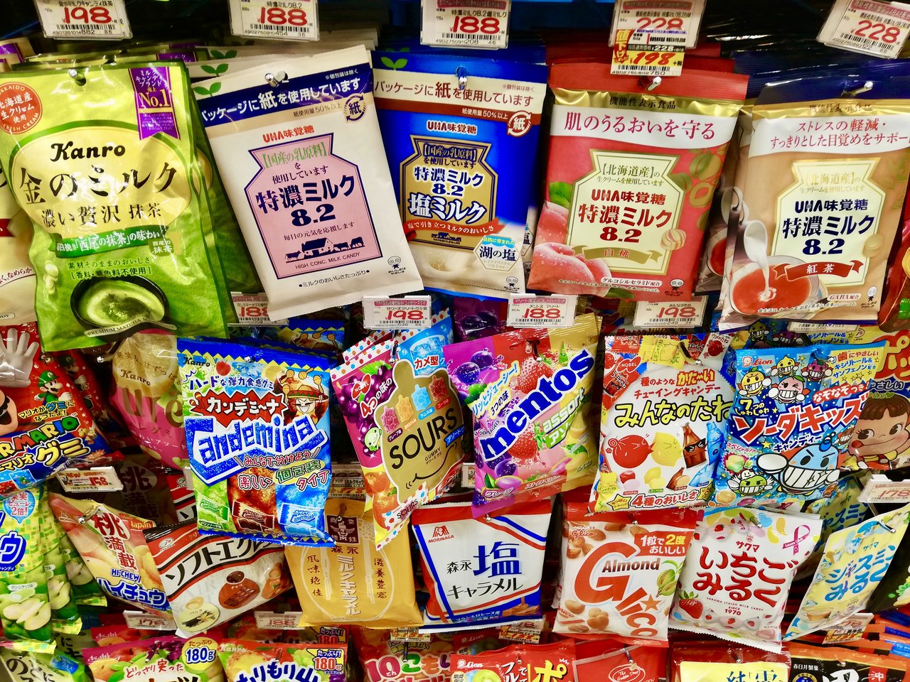 お菓子の国内マーケット需要減少の中 外国人旅行者から支持される日本の飴 Itasan Blog